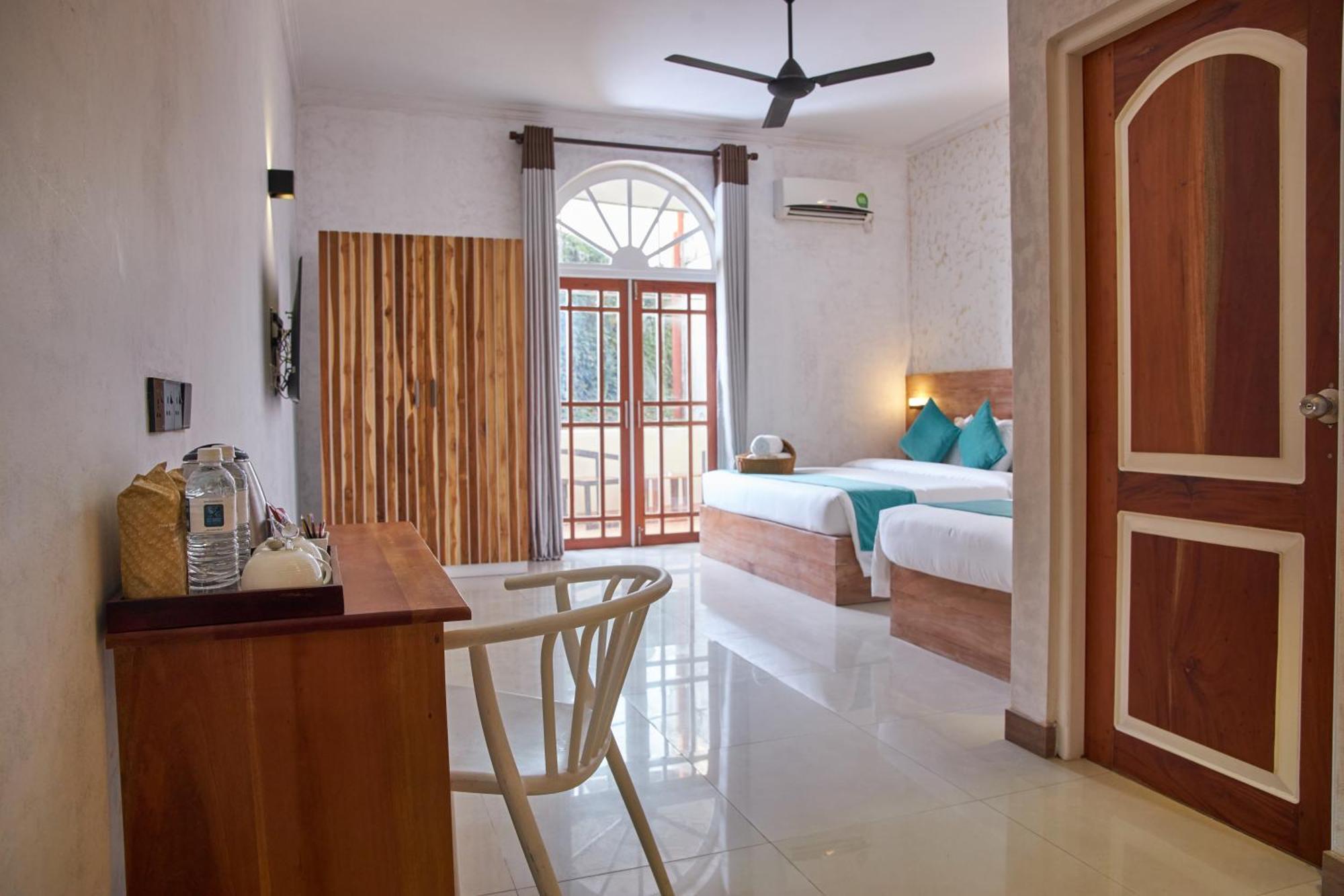 Seahorse Hotel & Spa Negombo Exterior foto