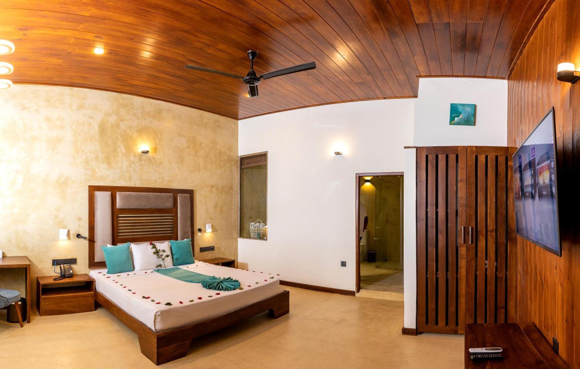 Seahorse Hotel & Spa Negombo Exterior foto