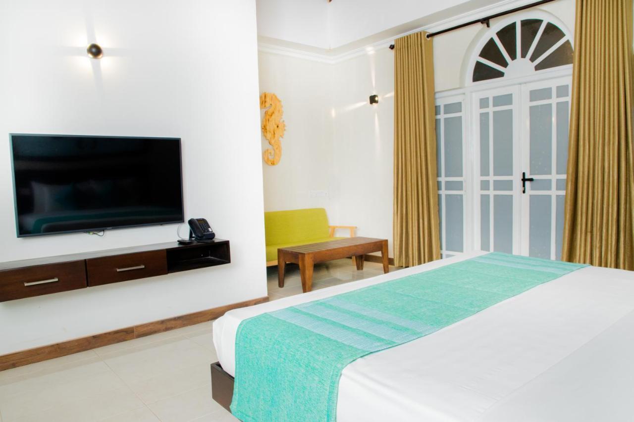 Seahorse Hotel & Spa Negombo Exterior foto